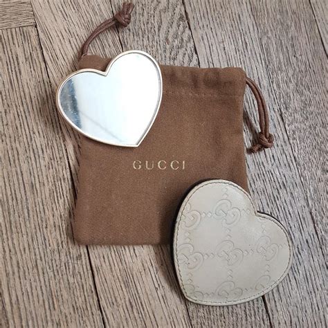 specchio gucci borsa|Specchietti Gucci per il make up .